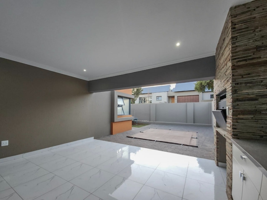 4 Bedroom Property for Sale in Leloko Lifestyle Estate North West